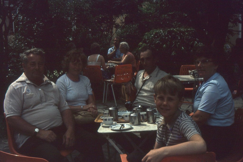 img035.jpg